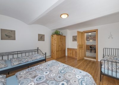 Jizerské hory ubytování penzion Solaris - apartmán č.6 ložnice